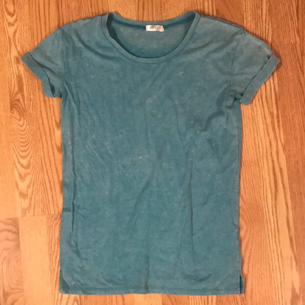 Blue distressed tee